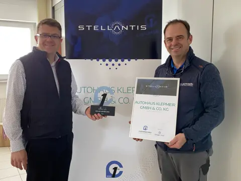 stellantis-siegerbild-autohaus-klepmeier