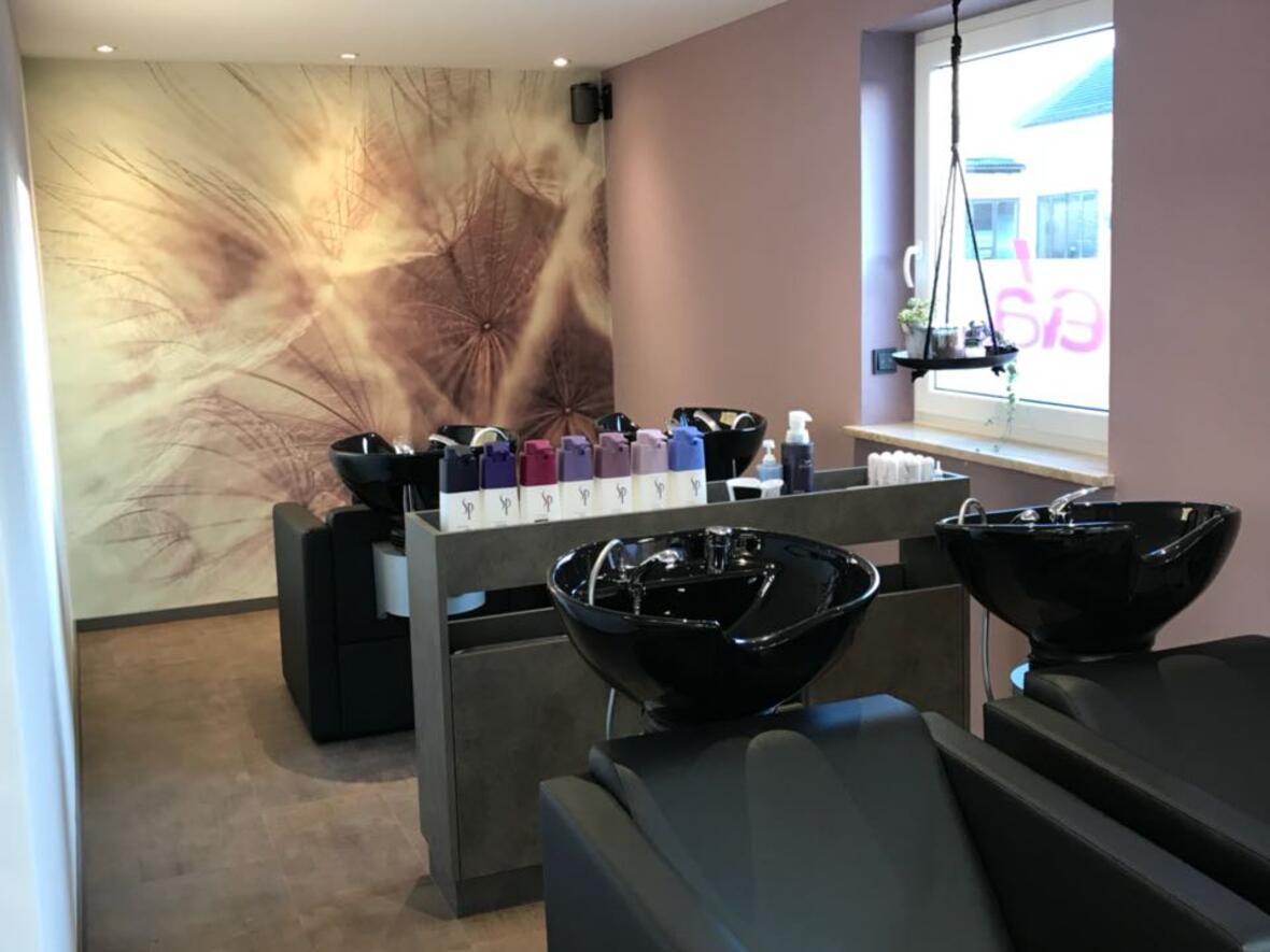 evas-haarstudio-manching-farbe-waschen