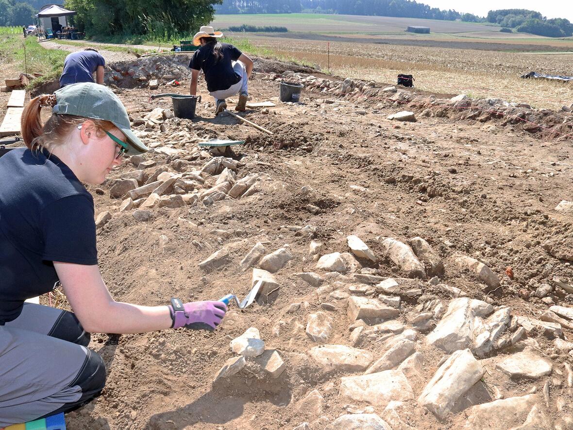  Lehrgrabung der Professur für Klassische Archäologie der KU an der Römerstraße bei  Wettstetten-Echenzell